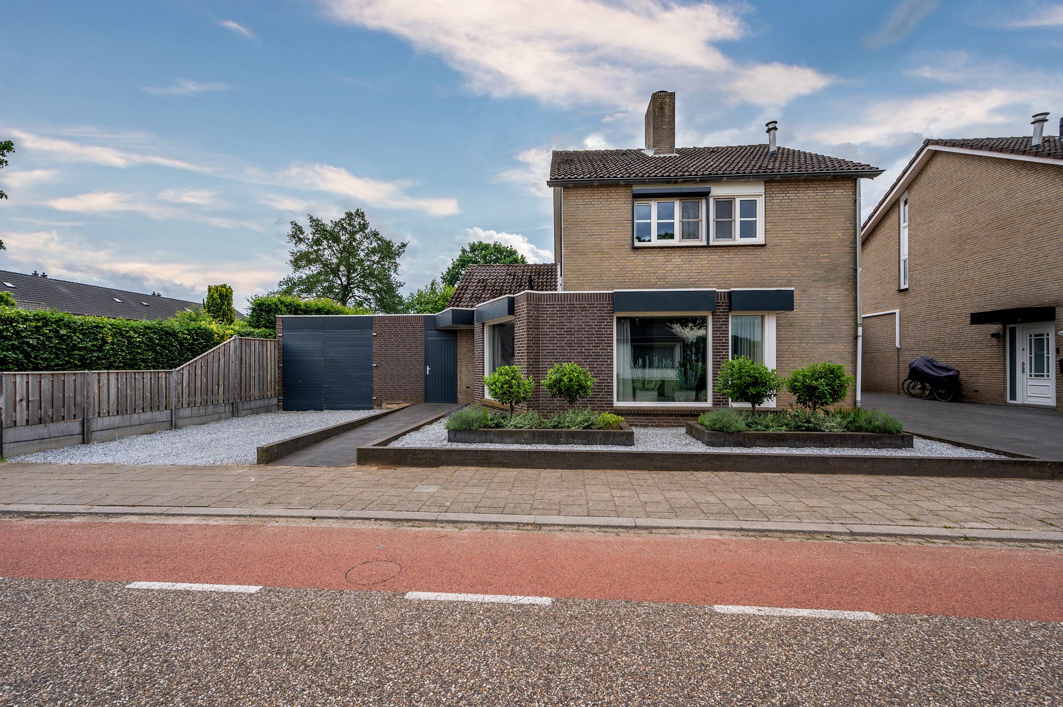 Spacious Detached Home with South-Facing Garden and Carport in Quiet Village Setting — 69