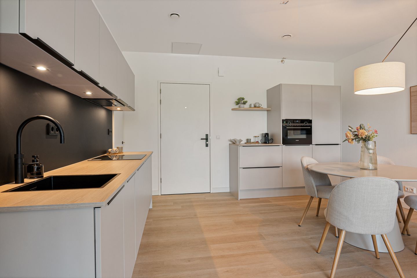 Photo 4 of Rivium 1e straat 61-D