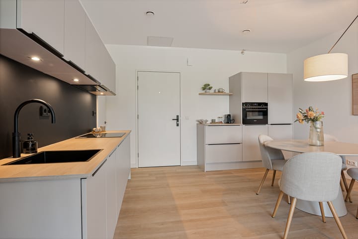Foto 4 van Rivium 1e straat 61-D