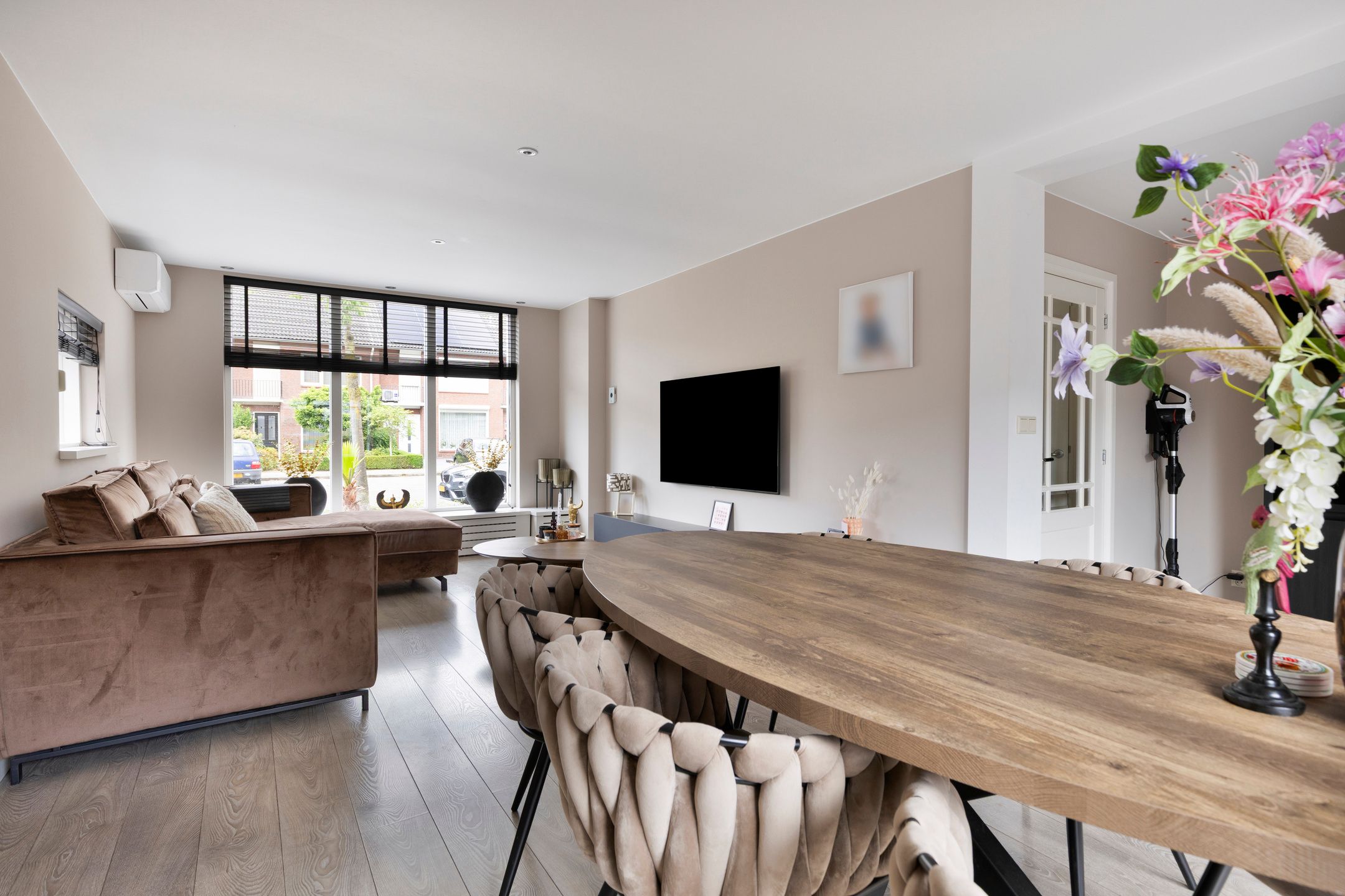 Spacious Corner Home with Garage in Family-Friendly Helmond — 9