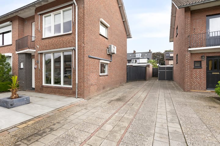 Photo 4 of Generaal Snijdersstraat 11