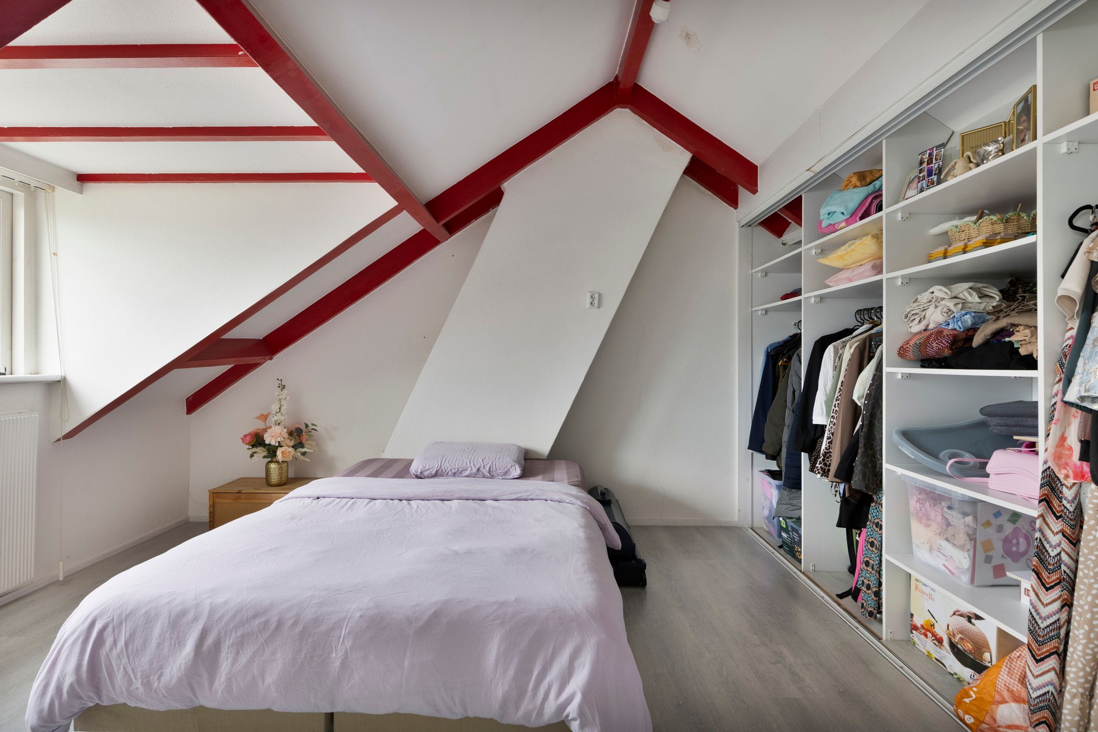 Spacious Corner Home with Garage in Family-Friendly Helmond — 36