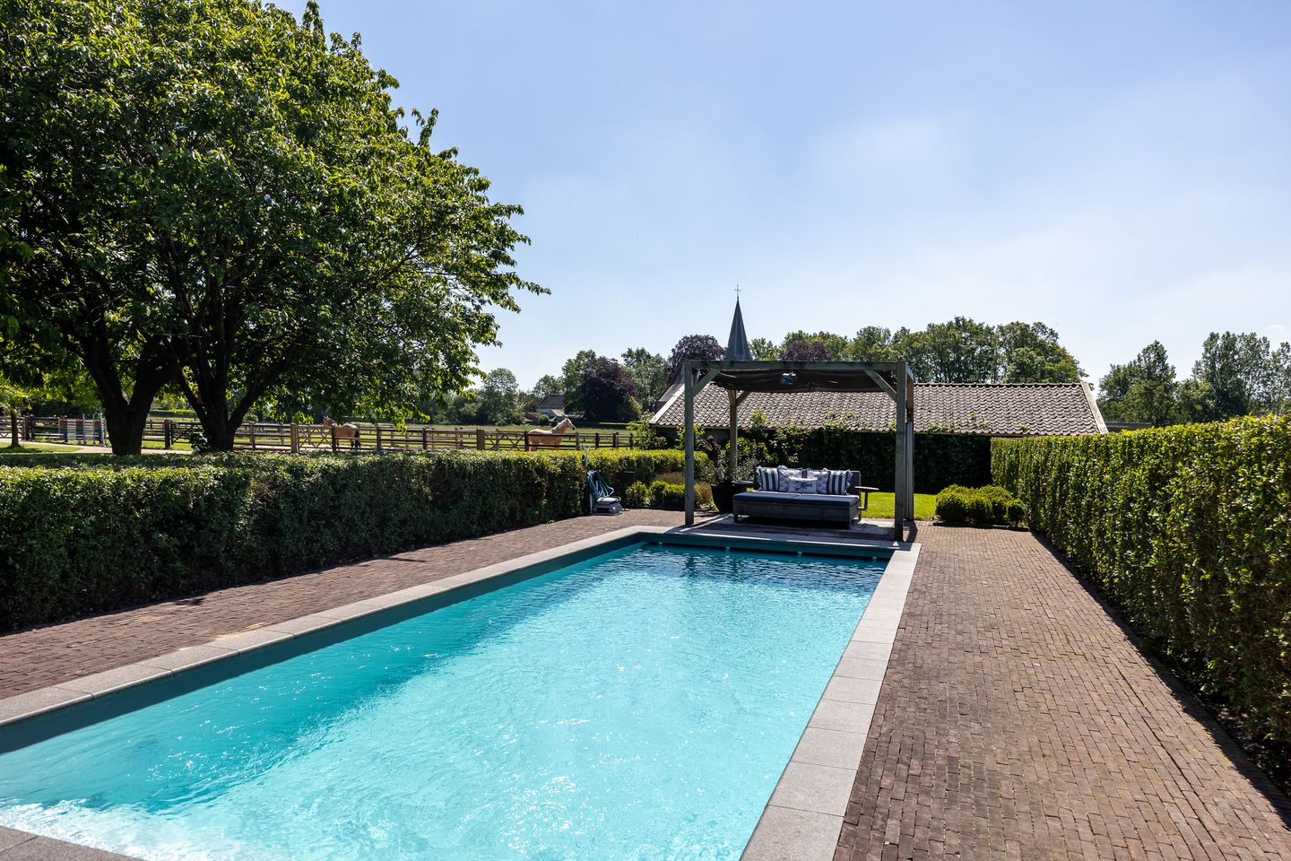 Monumental Farmhouse with Premium Equestrian Facilities in Bergharen — 74