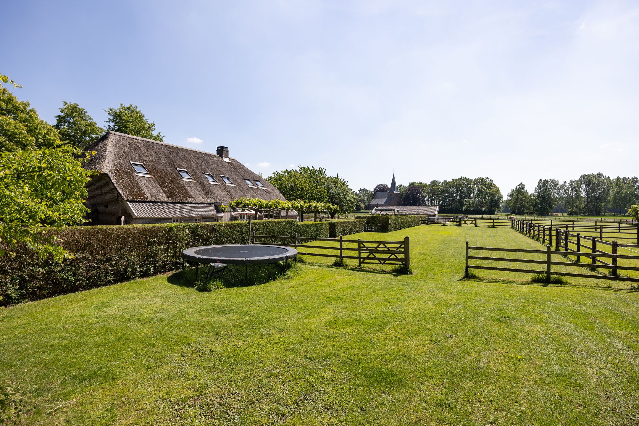 Monumental Farmhouse with Premium Equestrian Facilities in Bergharen — 75