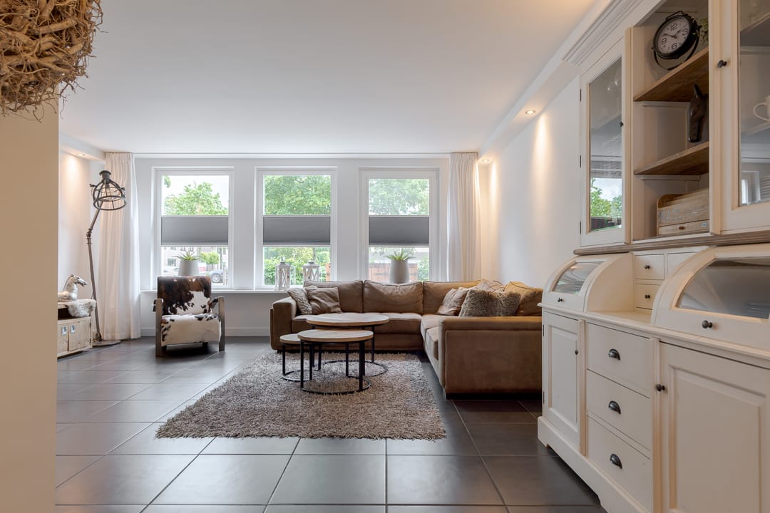 Modernized Semi-Detached Home with Garage in Child-Friendly Oosterboer — 7