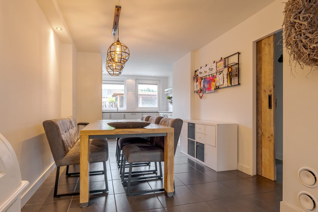 Modernized Semi-Detached Home with Garage in Child-Friendly Oosterboer — 13