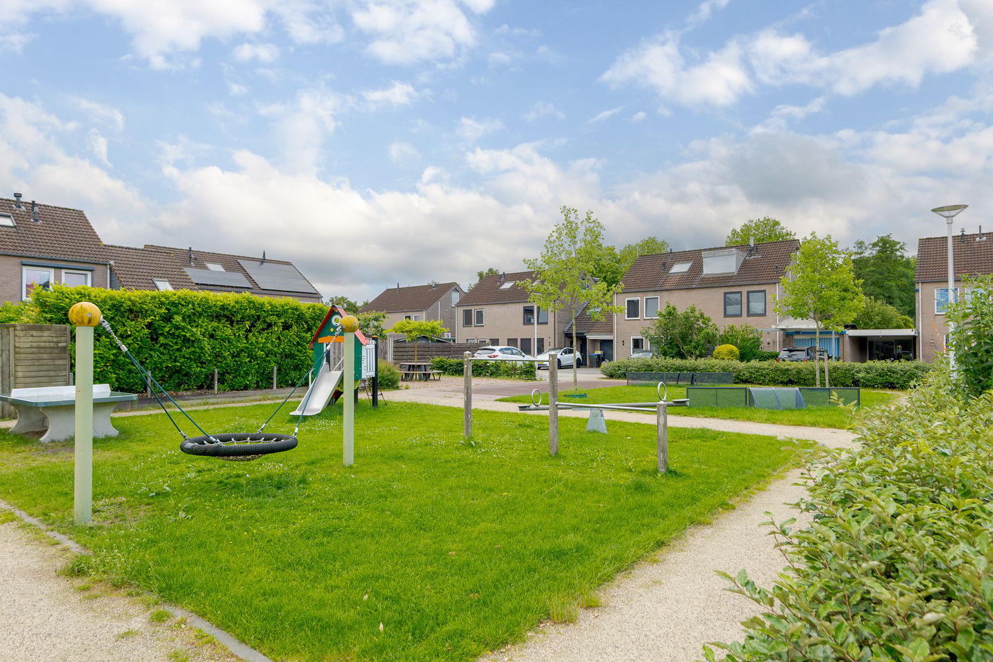 Modernized Semi-Detached Home with Garage in Child-Friendly Oosterboer — 44