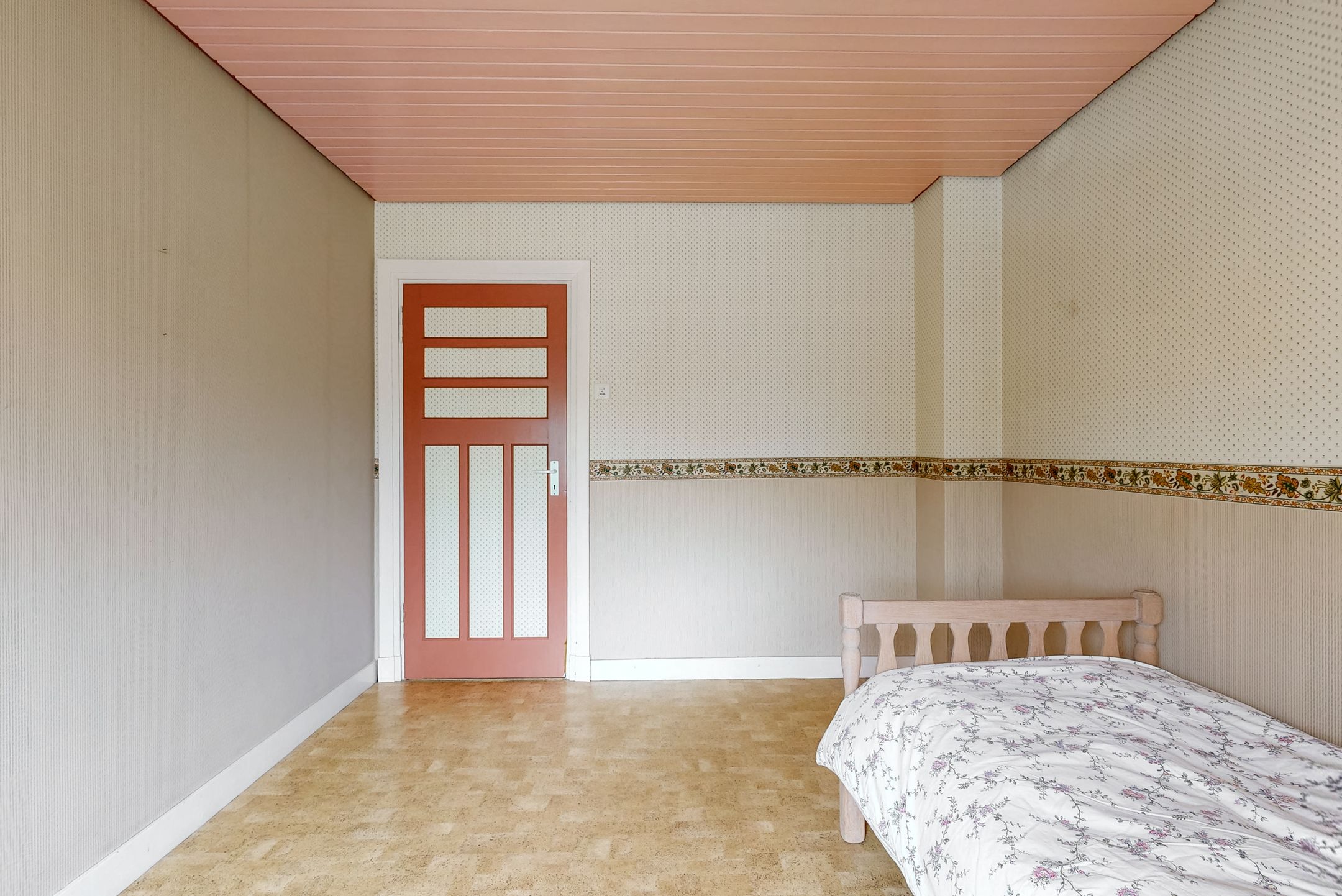 Characterful 1930s Detached Home with Renovation Potential in Reuver — 18