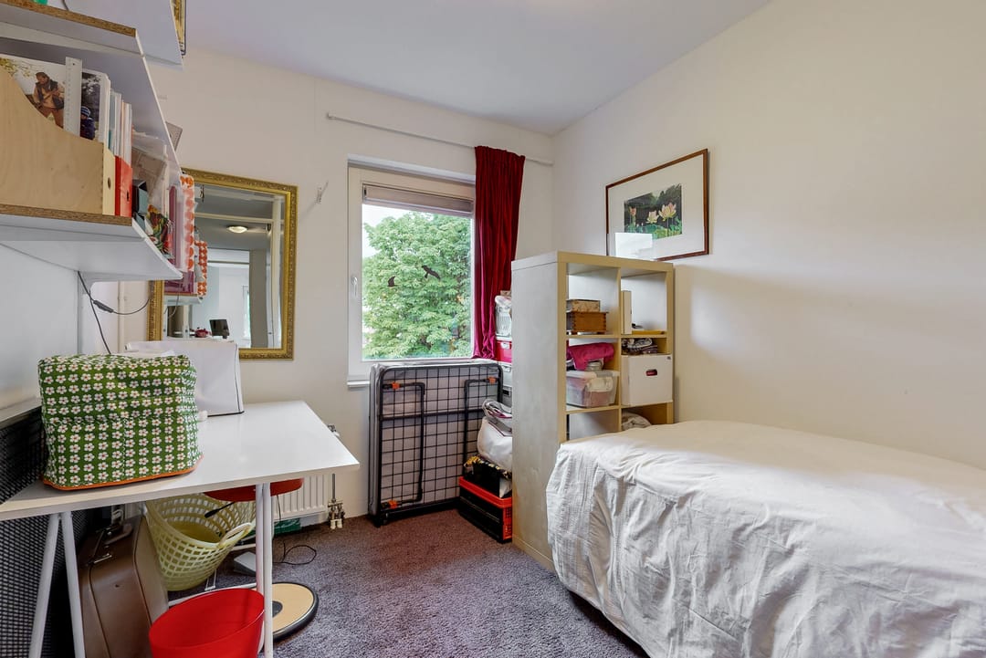 Spacious and Versatile Terraced Home with Flexible Layout in Green Park Setting — 22
