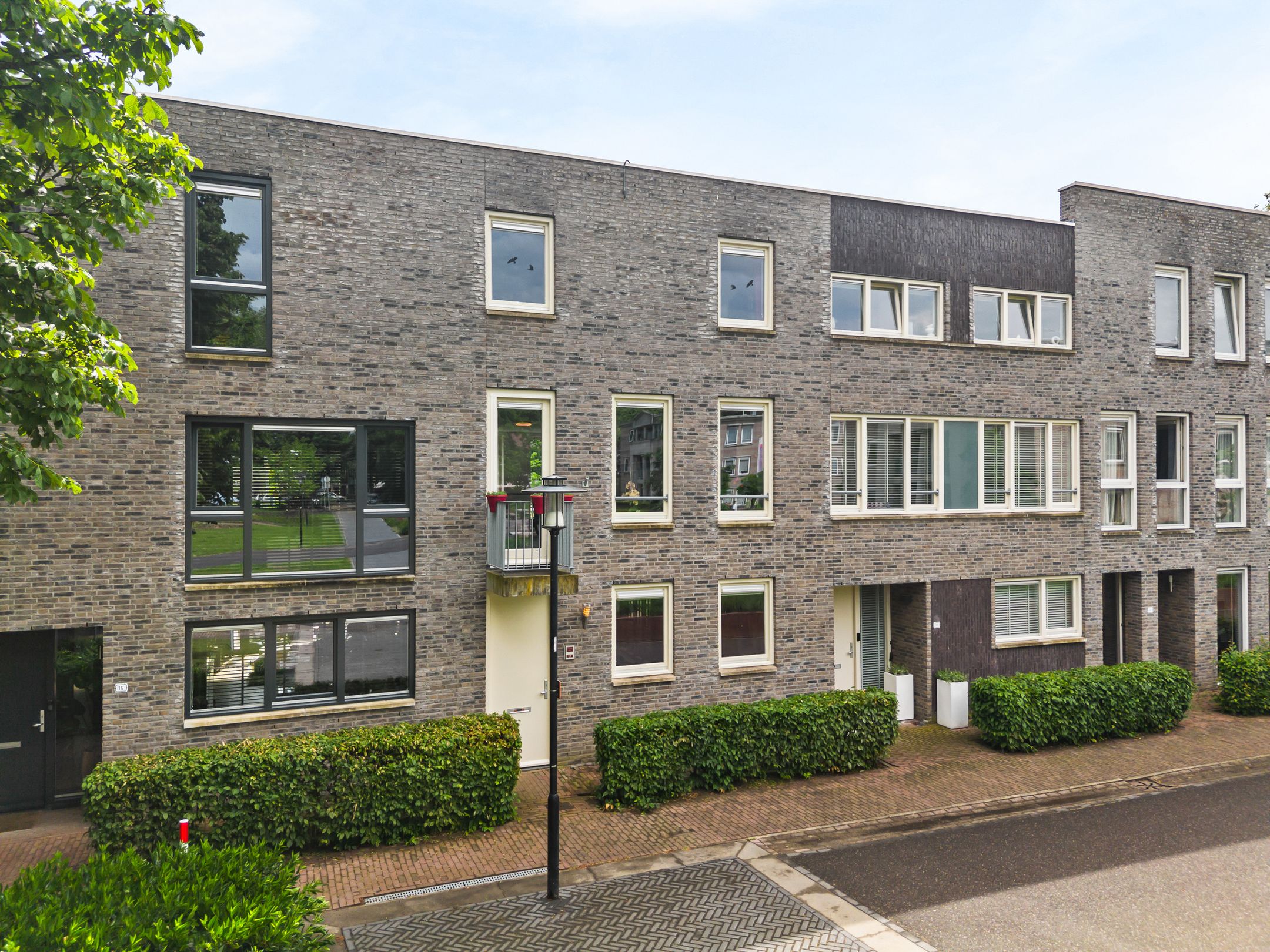 Spacious and Versatile Terraced Home with Flexible Layout in Green Park Setting — 36