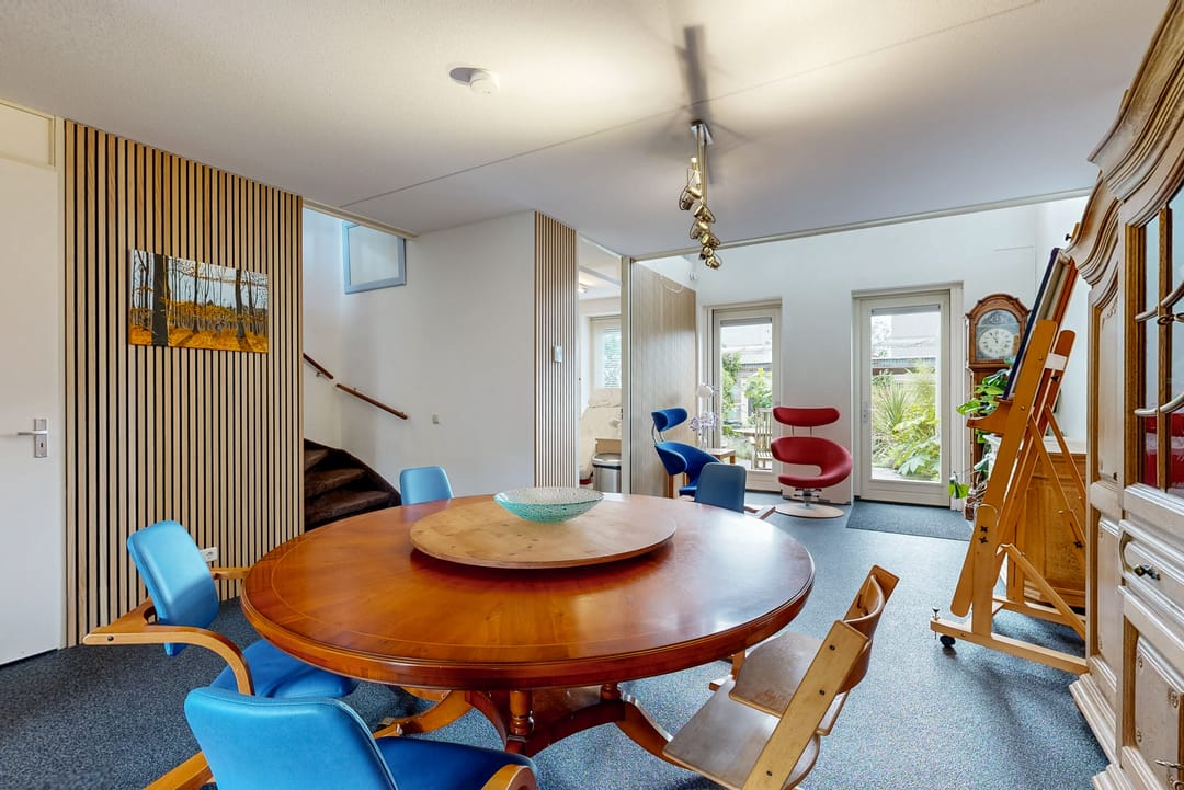 Spacious and Versatile Terraced Home with Flexible Layout in Green Park Setting — 8