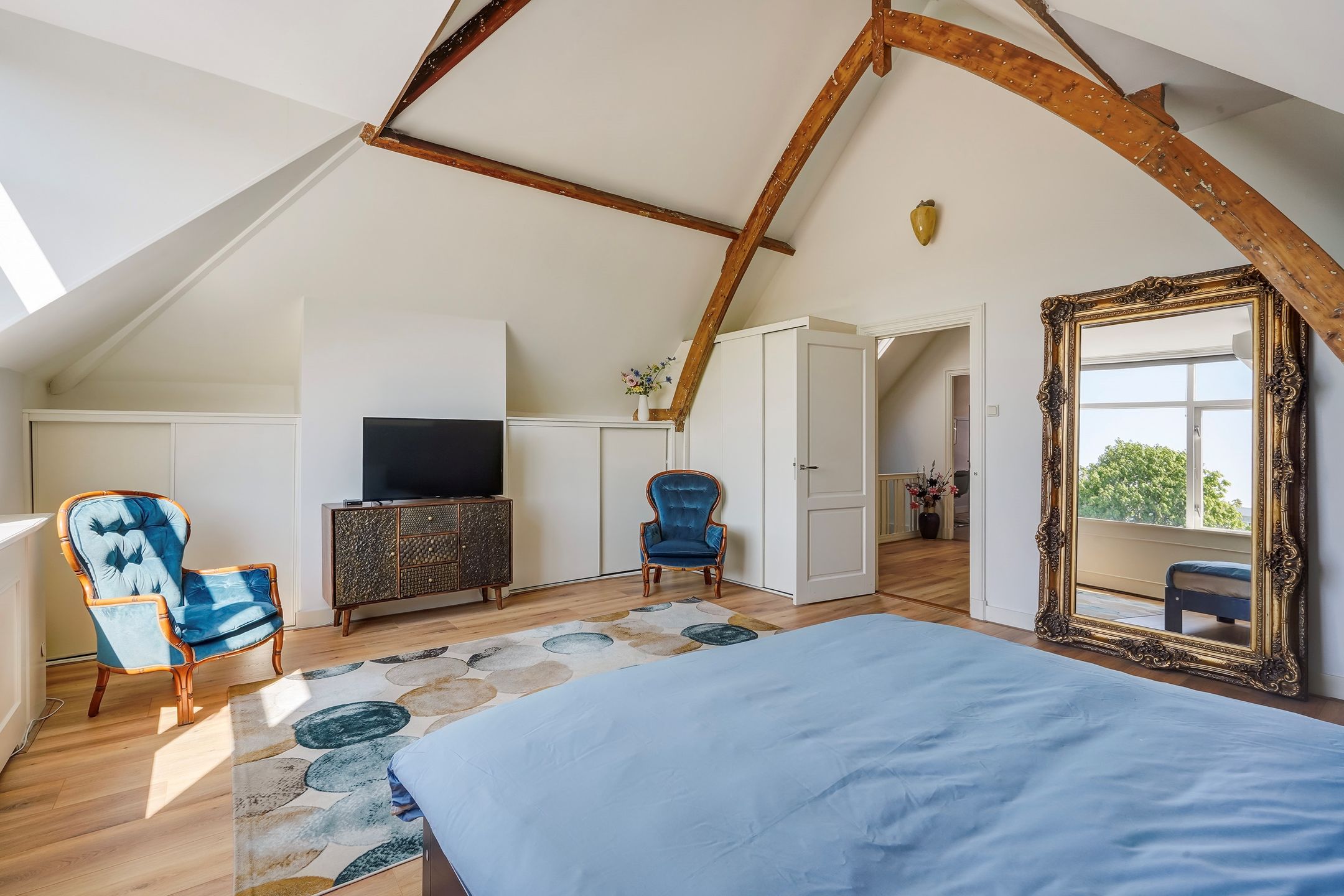 Spacious Double Upper Apartment with Large Terrace in Popular Zeeheldenkwartier — 33