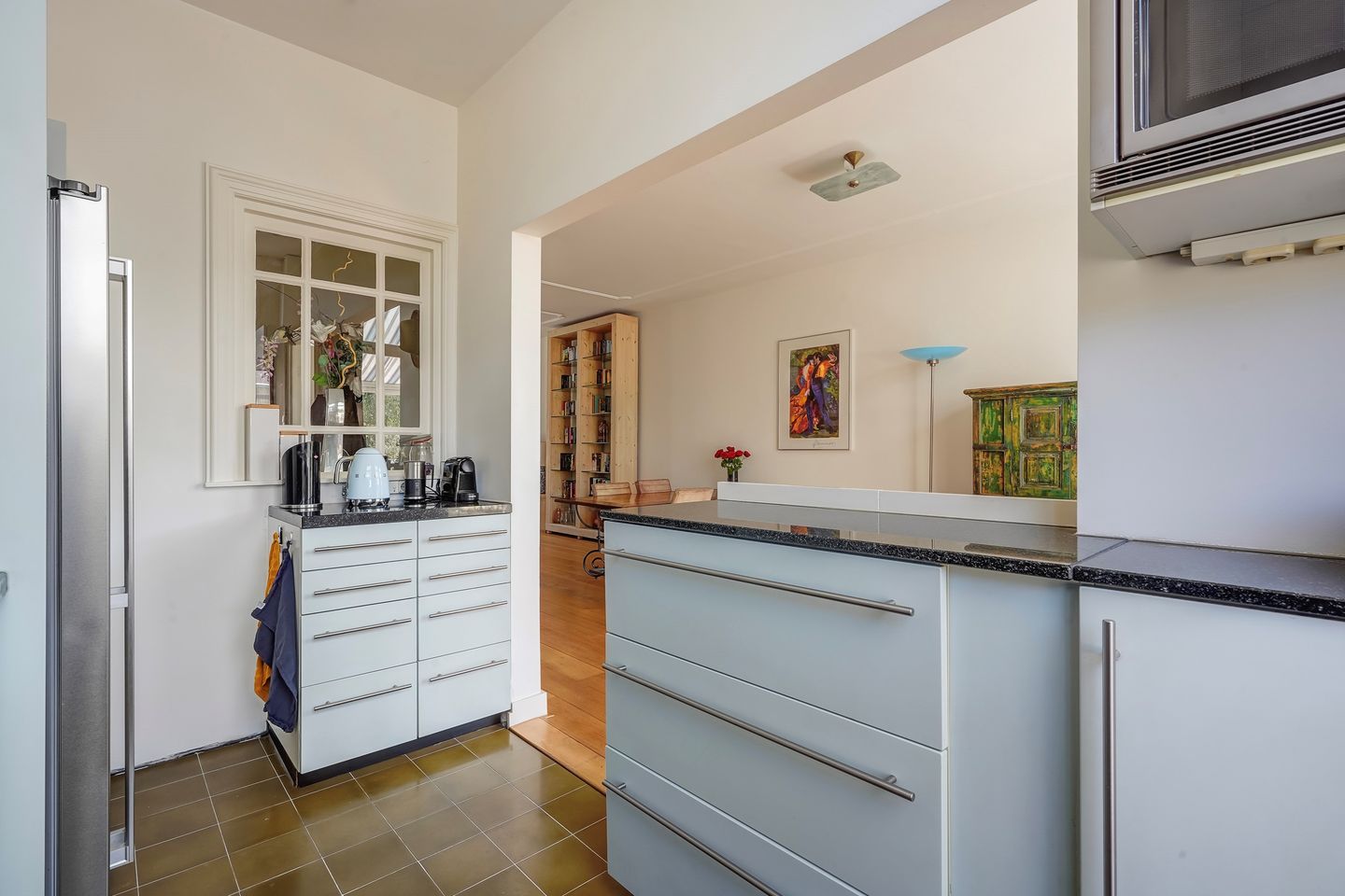 Spacious Double Upper Apartment with Large Terrace in Popular Zeeheldenkwartier — 19