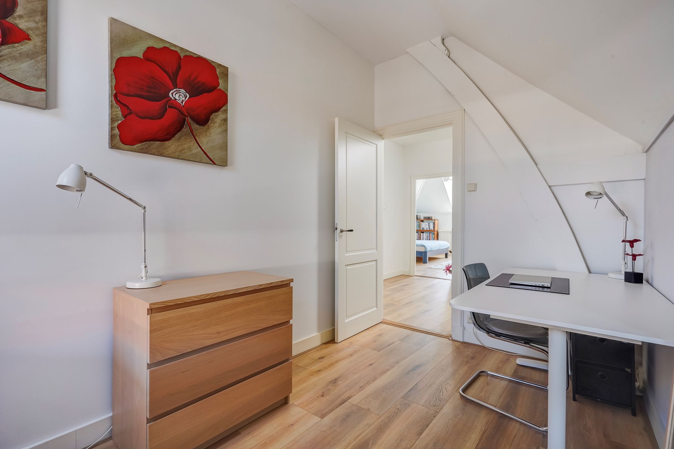 Spacious Double Upper Apartment with Large Terrace in Popular Zeeheldenkwartier — 42