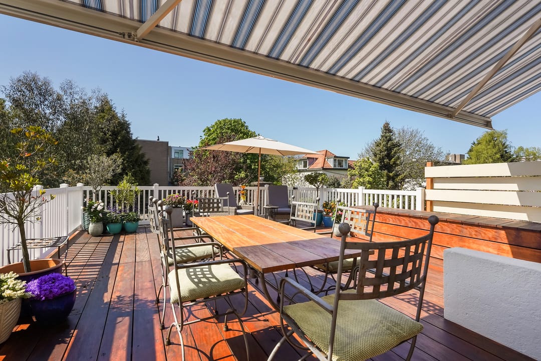 Spacious Double Upper Apartment with Large Terrace in Popular Zeeheldenkwartier — 23