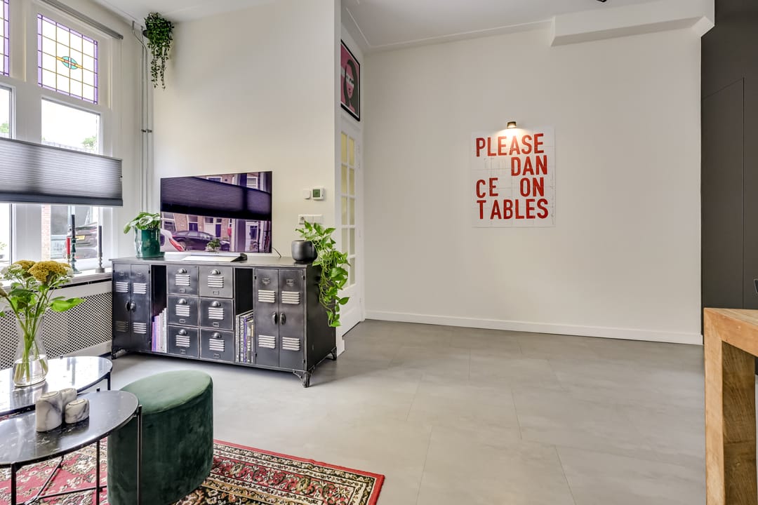 Charming 4-Room Terraced House with Sunny Garden in Lombok, Utrecht — 13