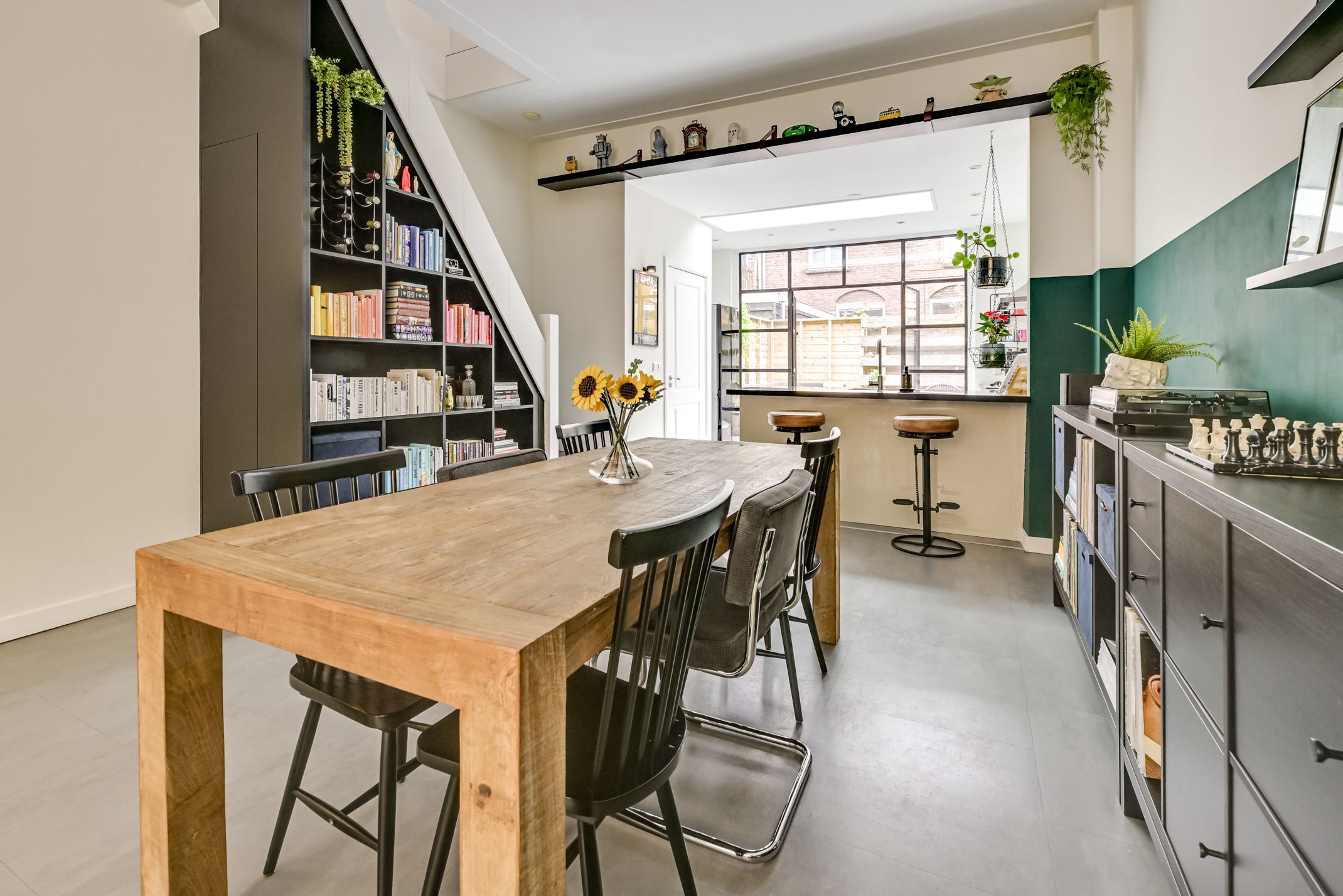 Charming 4-Room Terraced House with Sunny Garden in Lombok, Utrecht — 15