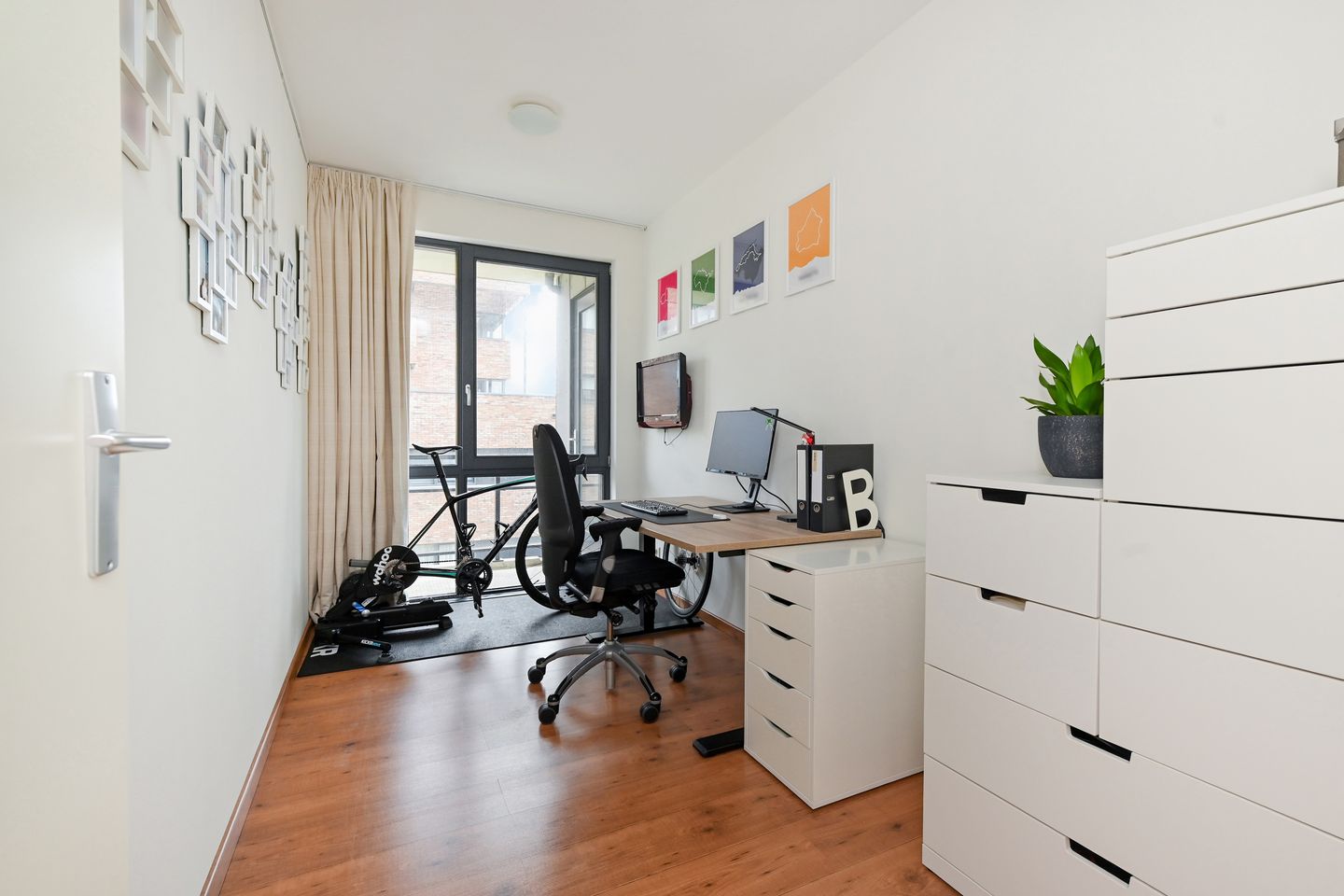 Luxury Corner Apartment with Direct Dune Access in The Hague — 25