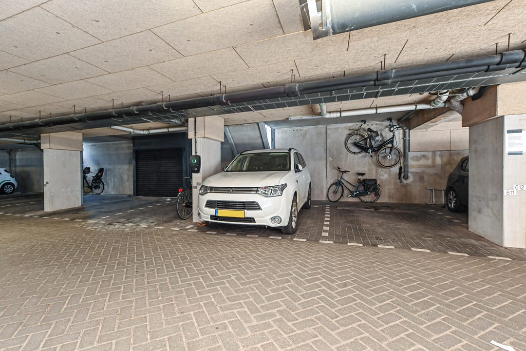 Luxury Corner Apartment with Direct Dune Access in The Hague — 31