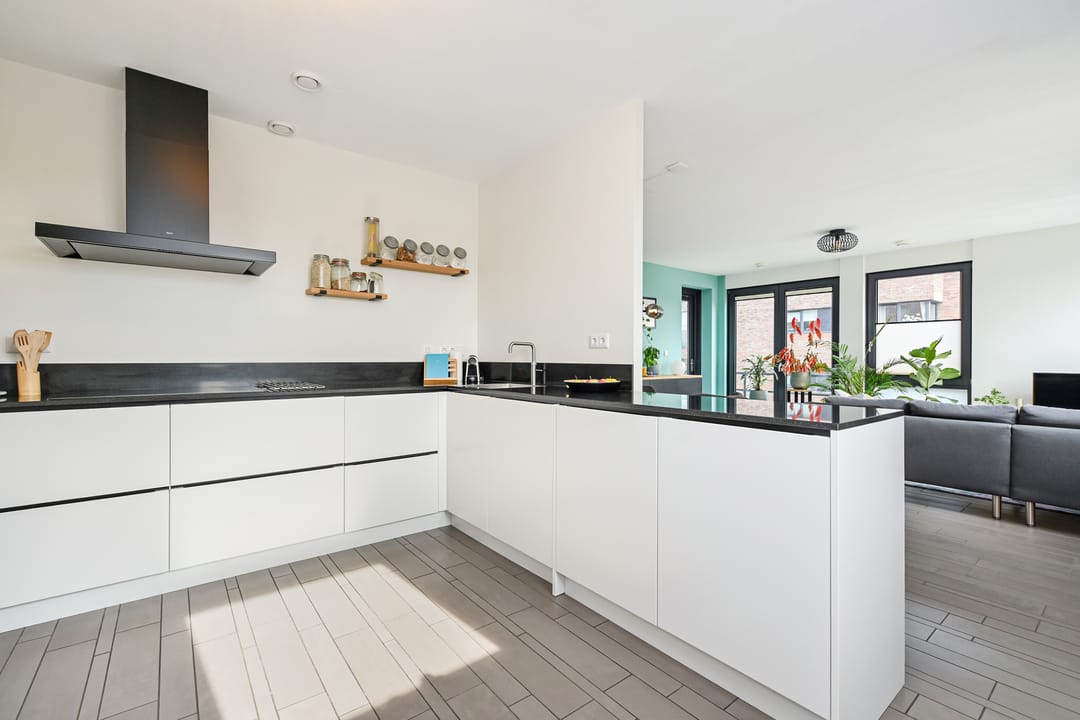 Luxury Corner Apartment with Direct Dune Access in The Hague — 17