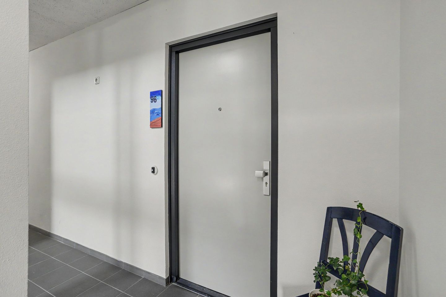 Spacious Apartment with Private Parking in Central Tilburg — 34