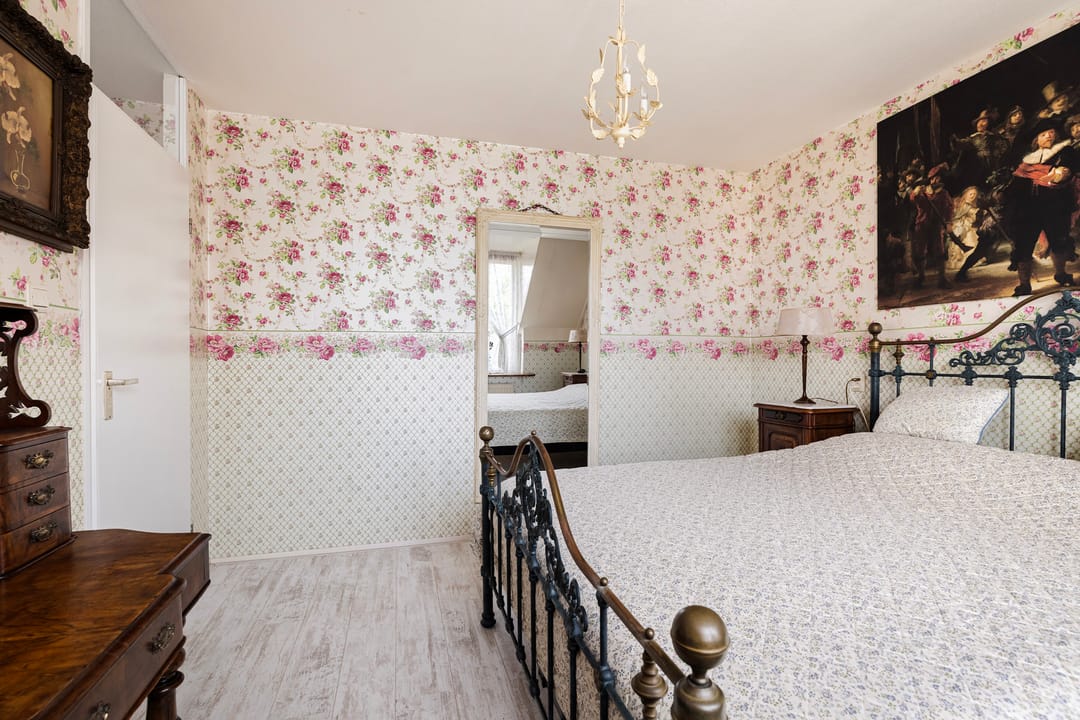 Spacious Family Home with Four Bedrooms in Popular Molenvliet Neighborhood — 17