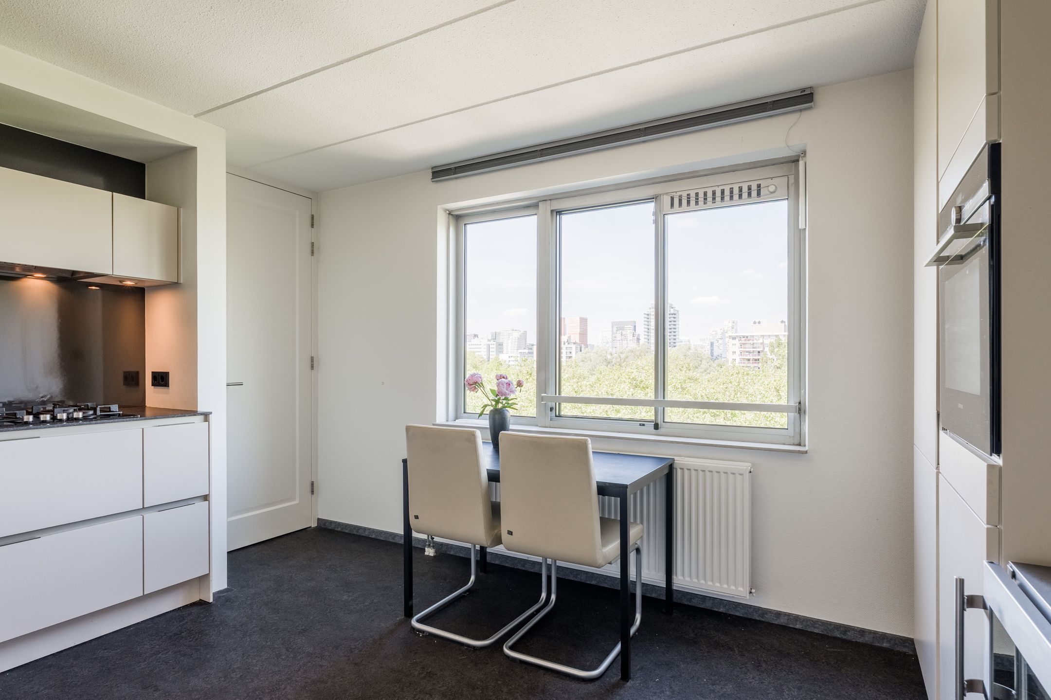 Photo 9 of Rondeel 108