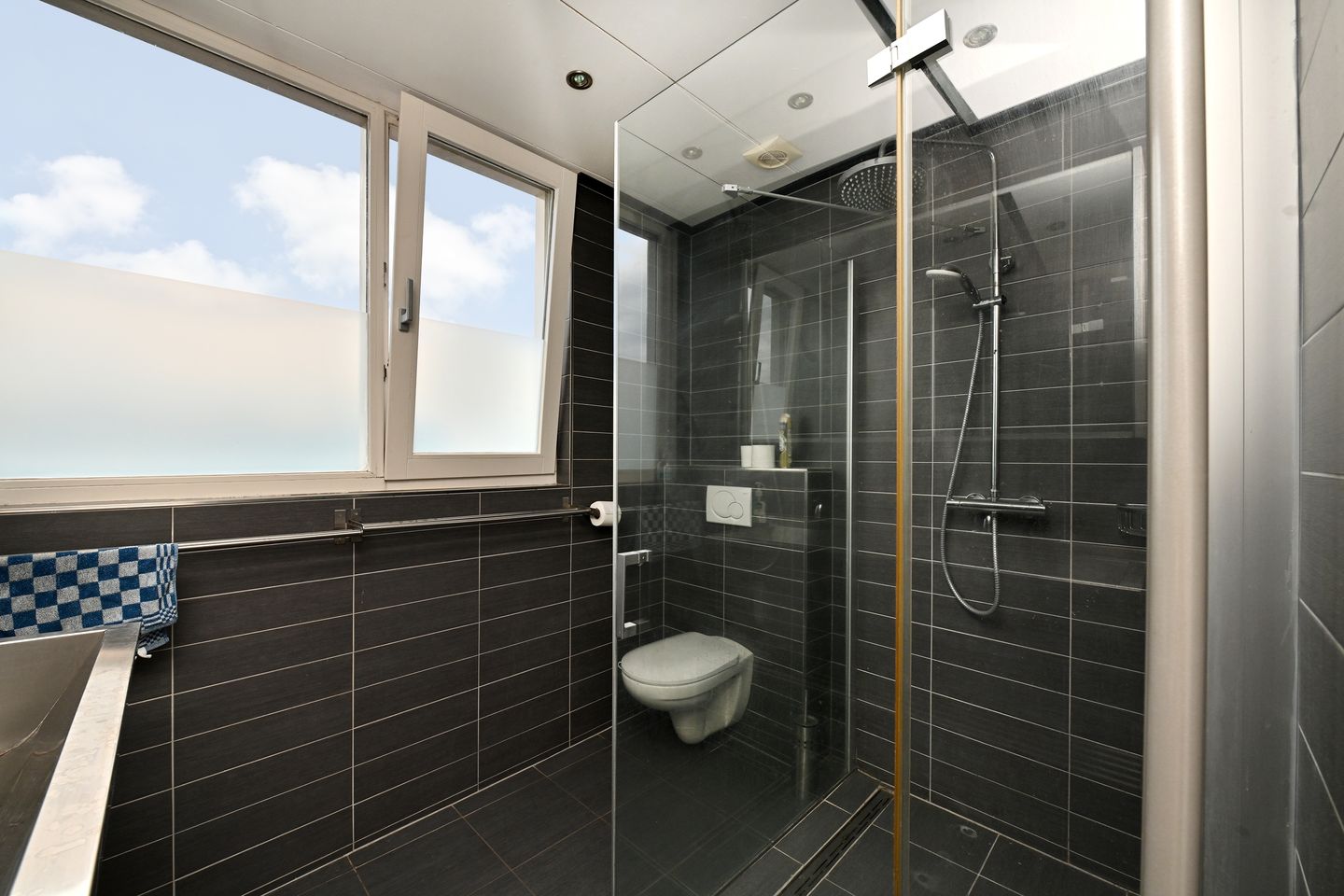 Photo 35 of Dubbelstraat 60