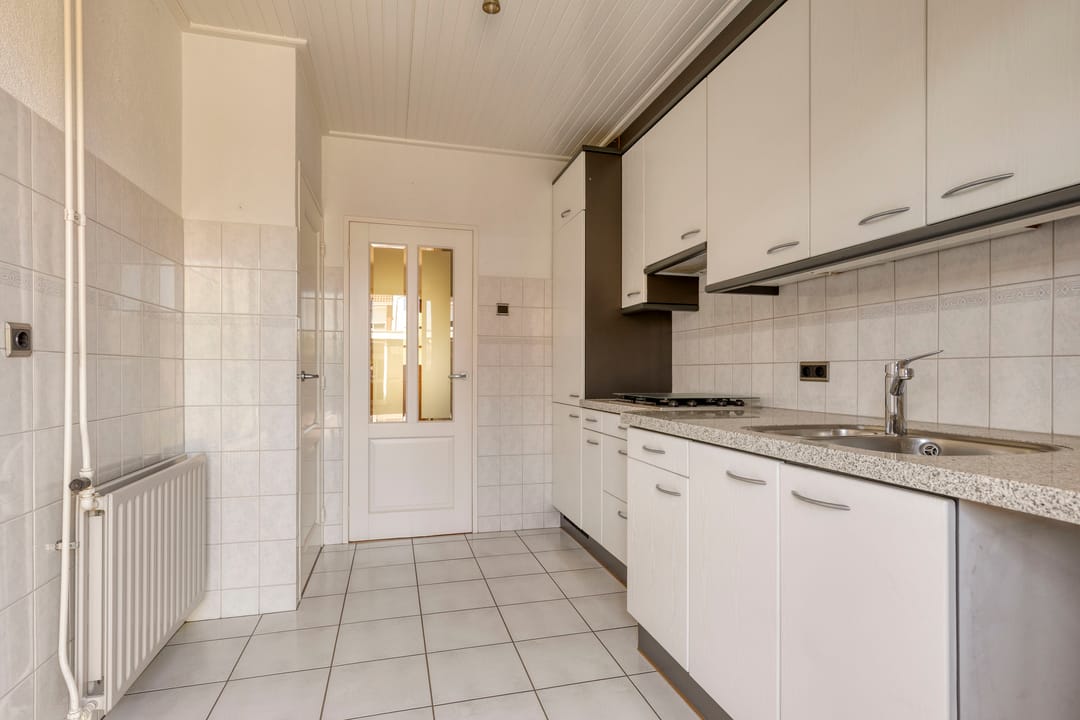 Photo 11 of Vondellaan 39