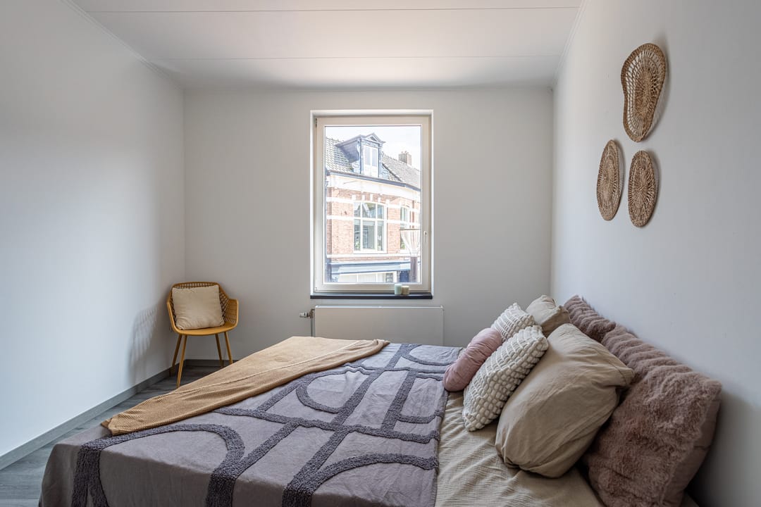 Fully Renovated Upper Apartment in Almelo City Center — 13