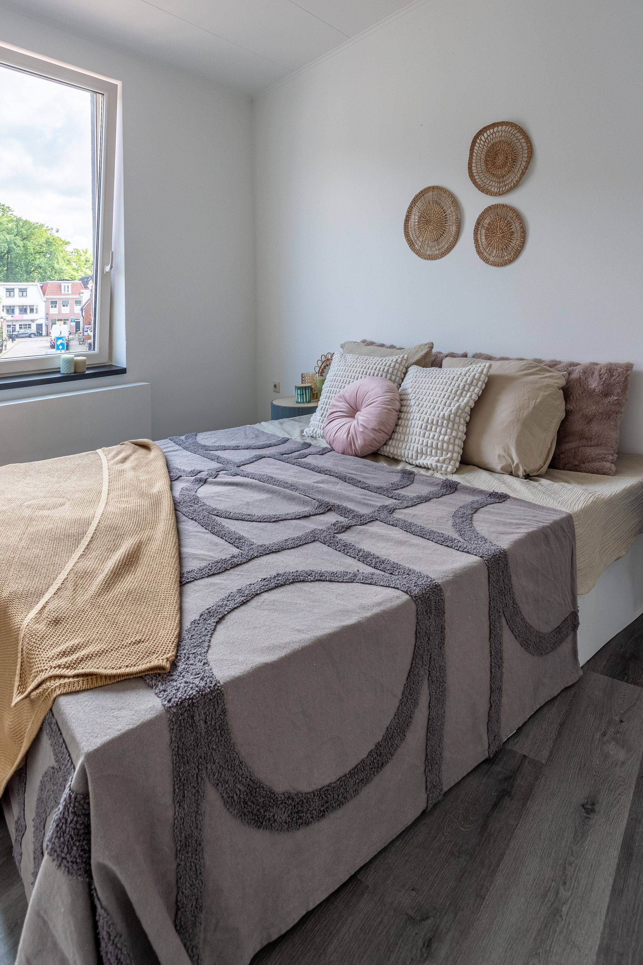 Fully Renovated Upper Apartment in Almelo City Center — 12