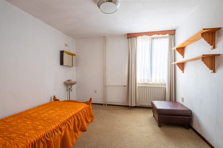 Vrijstaande woning te koop: Norbertijnenstraat 11, Geleen