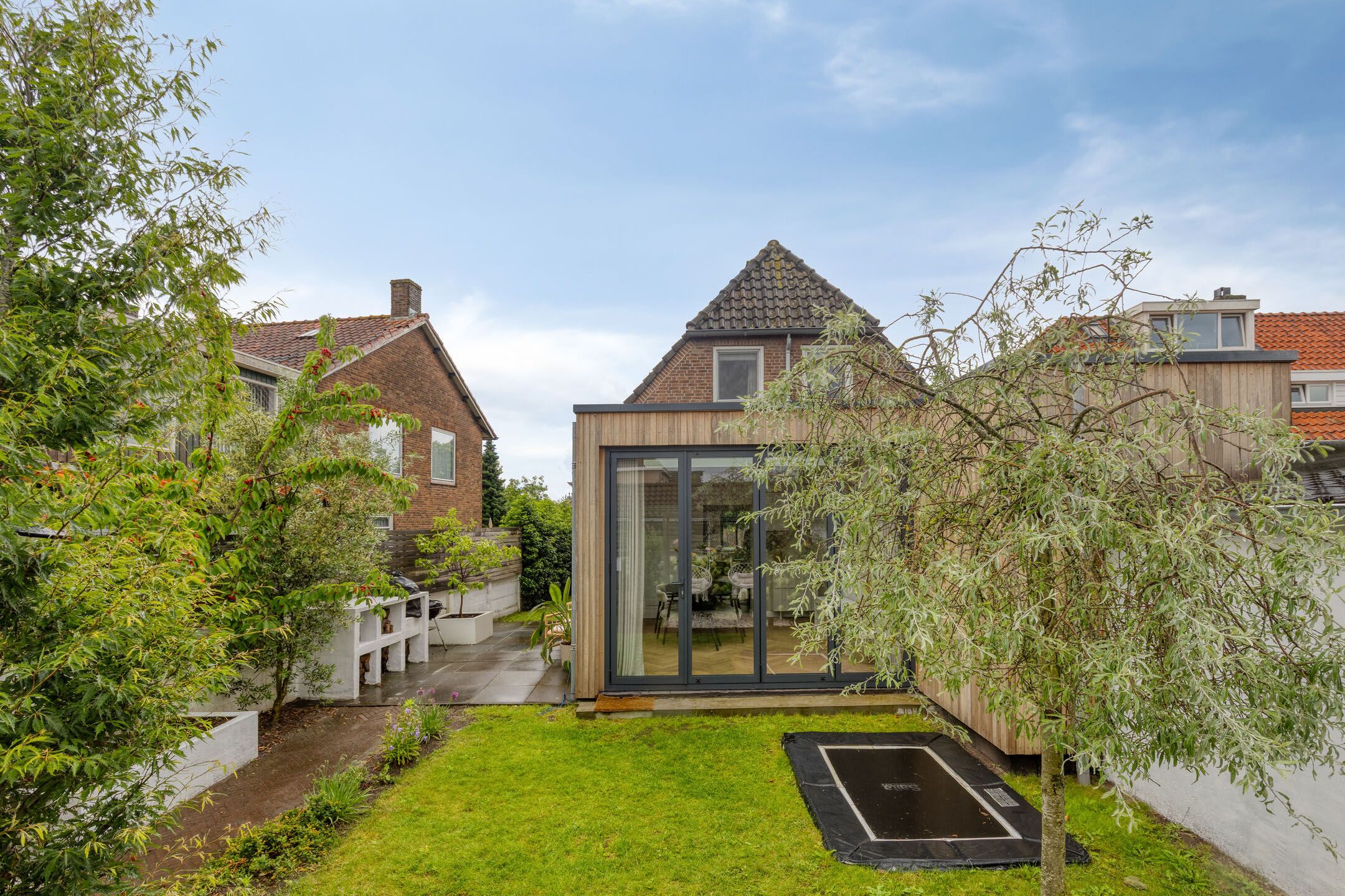 Detached Family Home with Modern Kitchen Extension in Vlijmen — 48