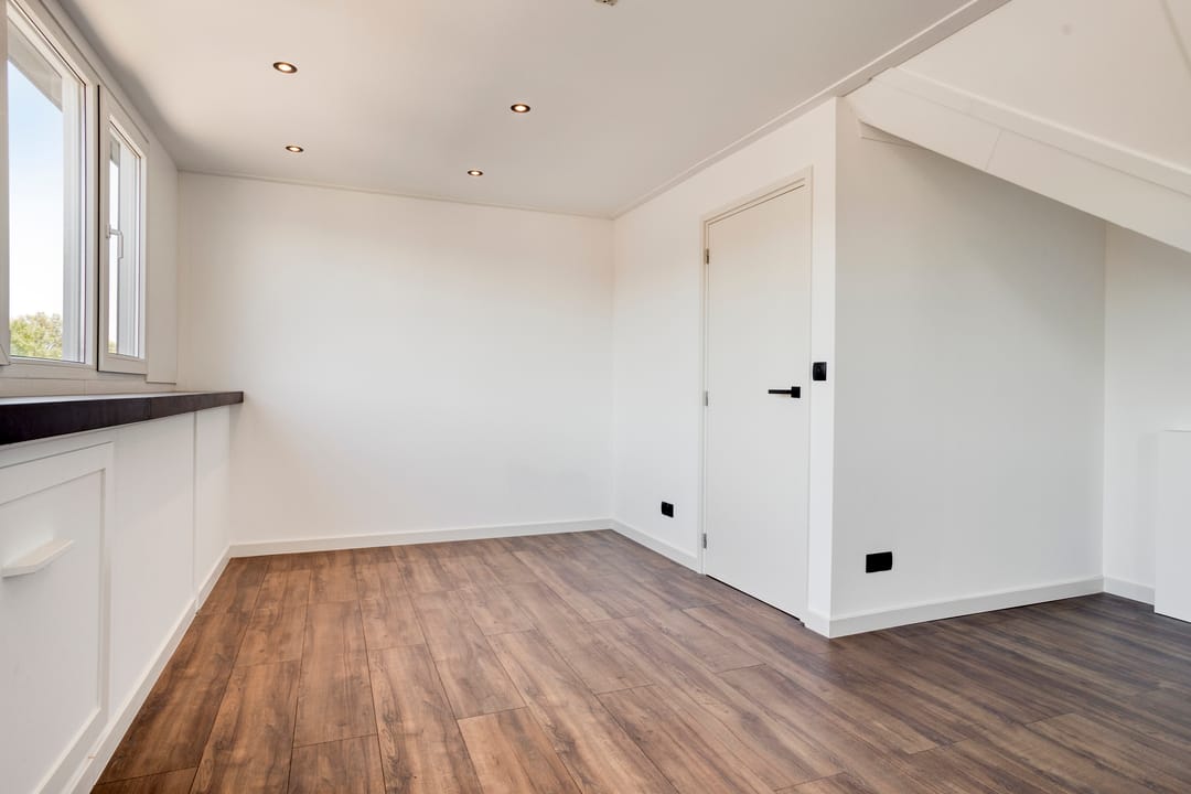 Modern 5-Bedroom Corner Family Home in Tilburg Oerle — 28