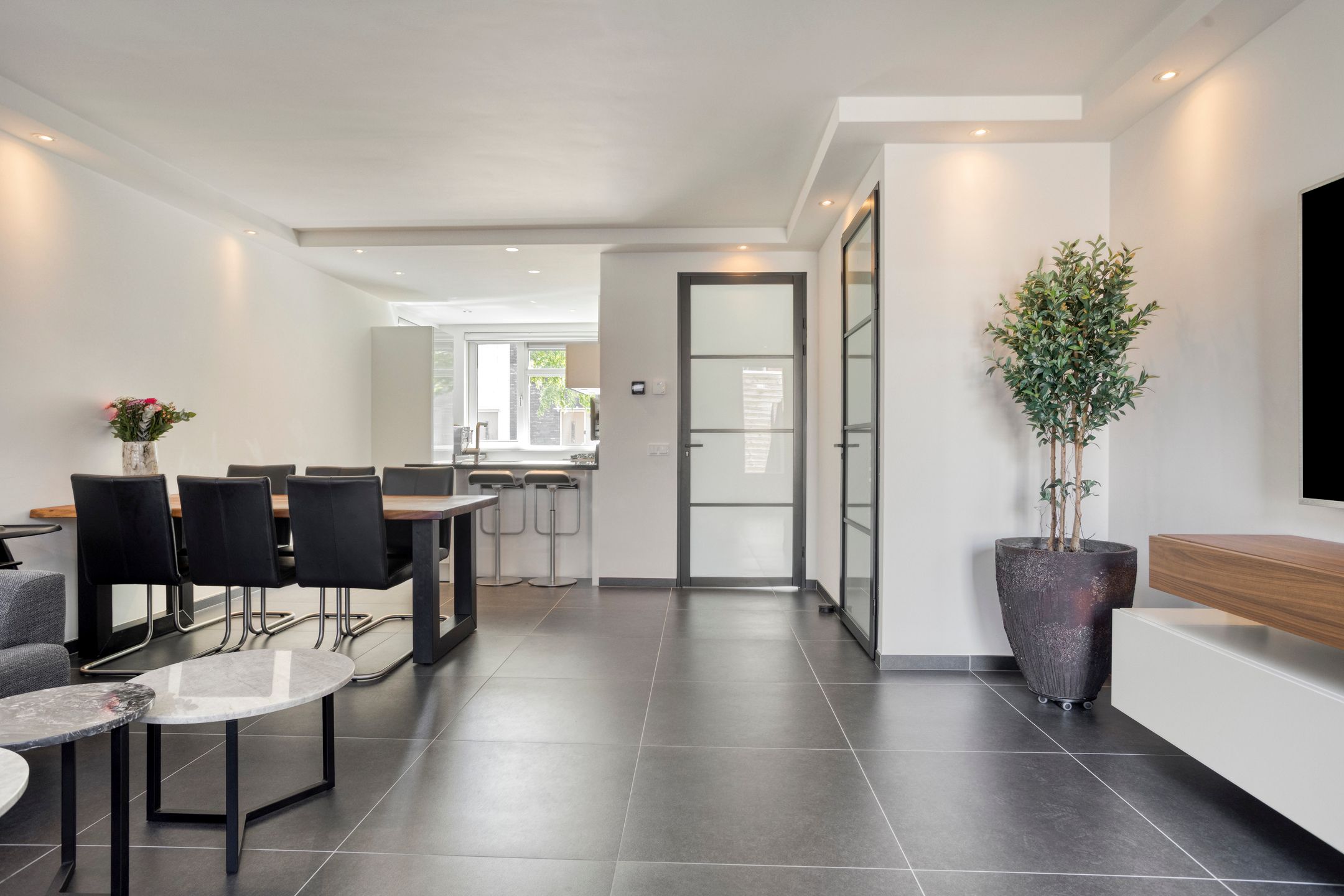 Modern 5-Bedroom Corner Family Home in Tilburg Oerle — 9