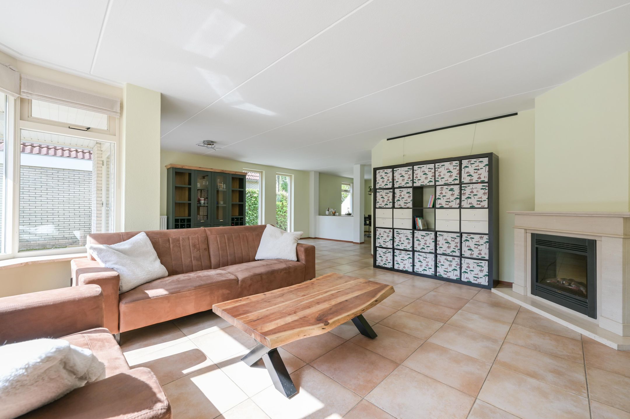Spacious Detached Family Home with Six Bedrooms and Modern Comforts in Zeewolde South — 18