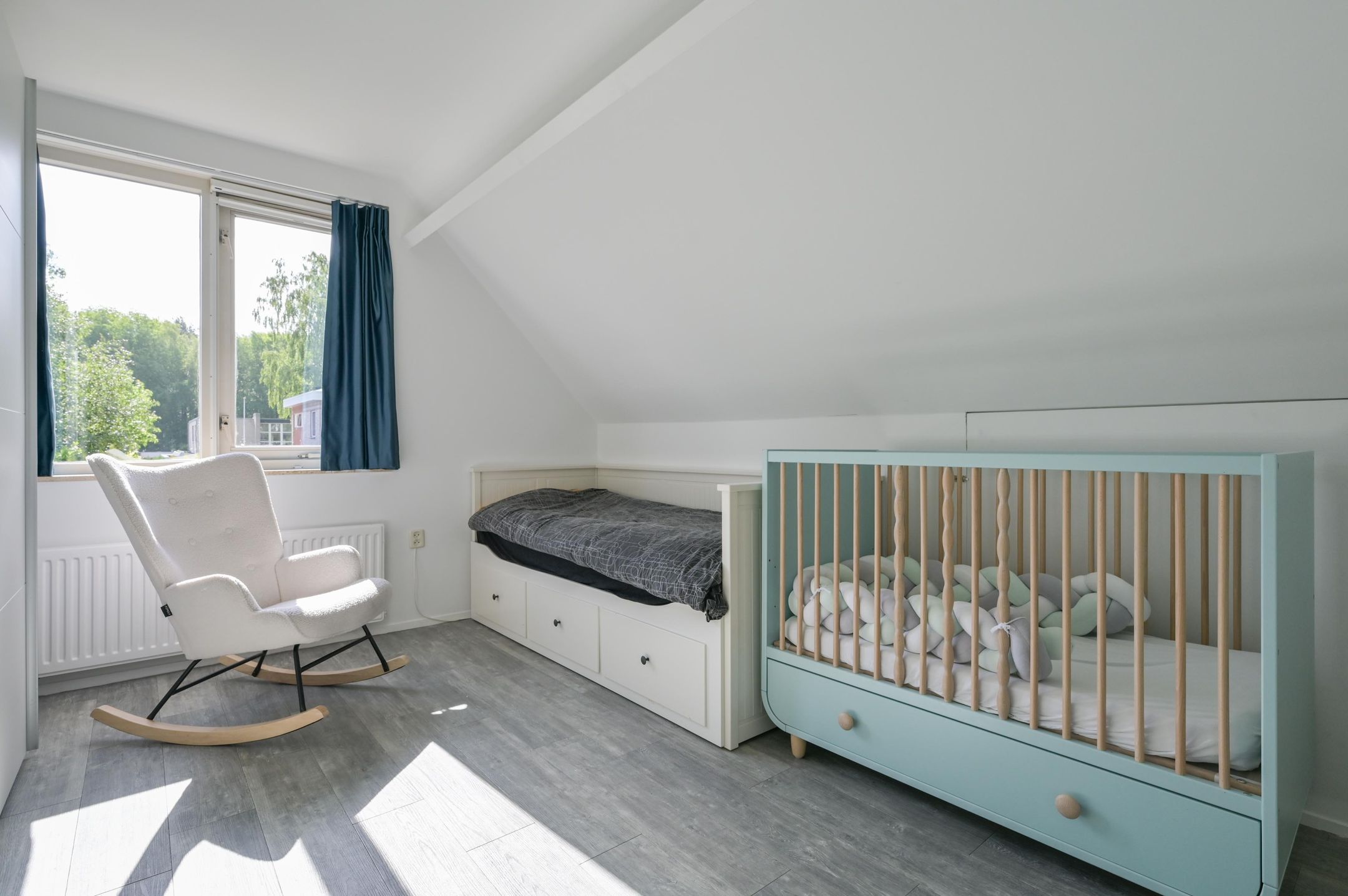 Spacious Detached Family Home with Six Bedrooms and Modern Comforts in Zeewolde South — 36