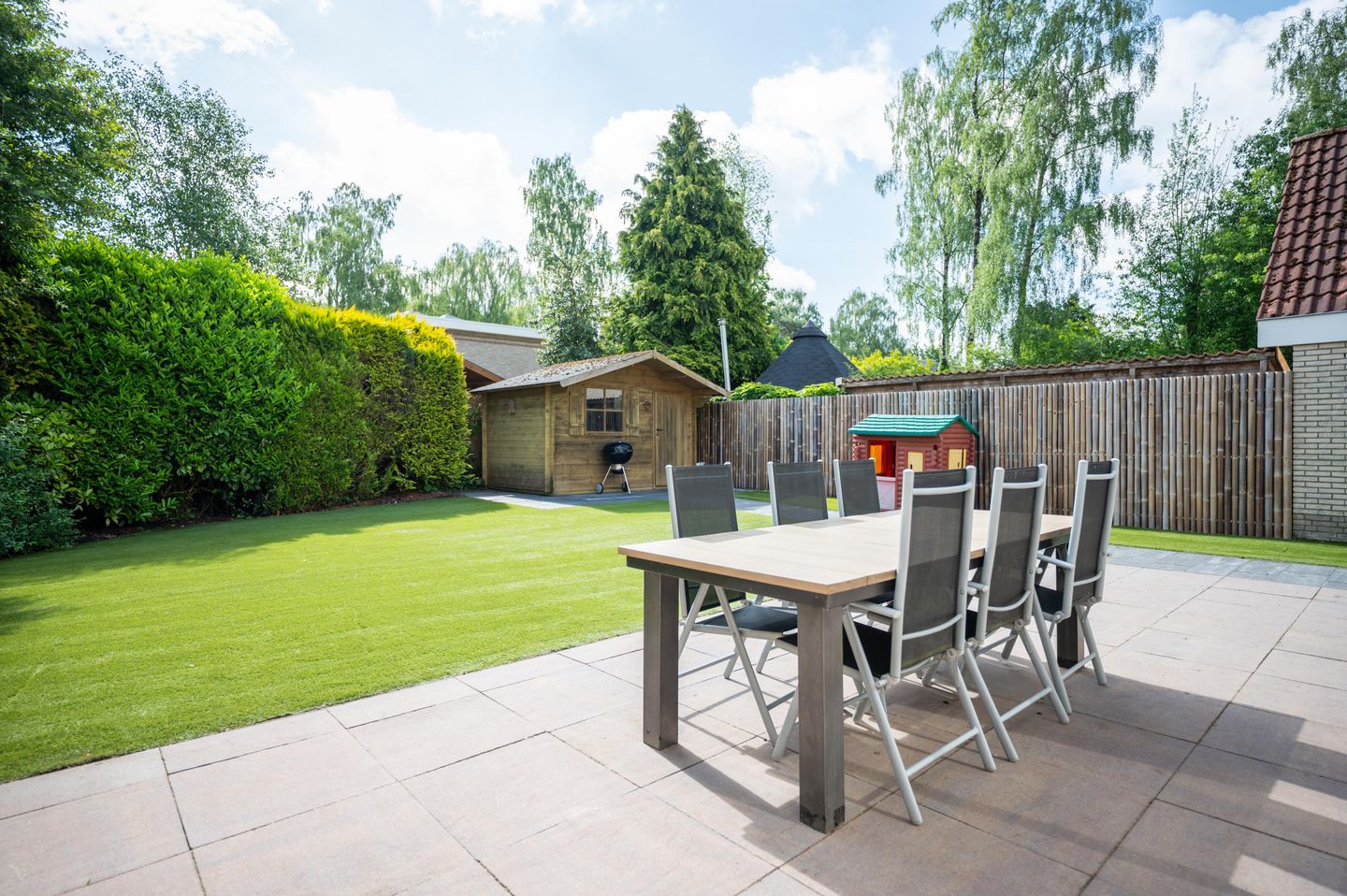 Spacious Detached Family Home with Six Bedrooms and Modern Comforts in Zeewolde South — 50