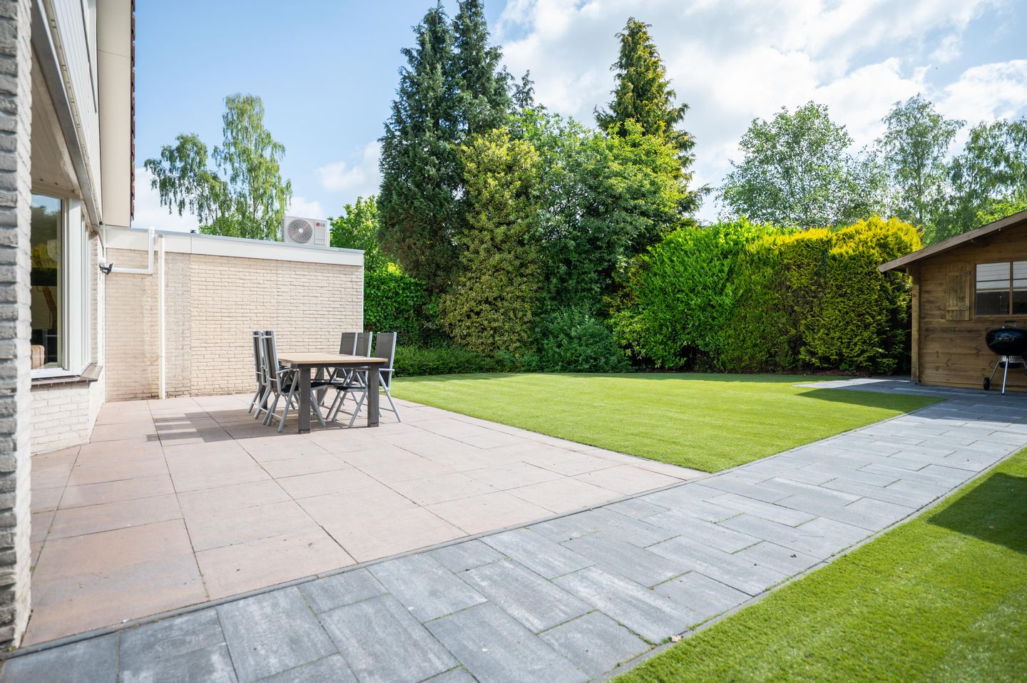 Spacious Detached Family Home with Six Bedrooms and Modern Comforts in Zeewolde South — 49