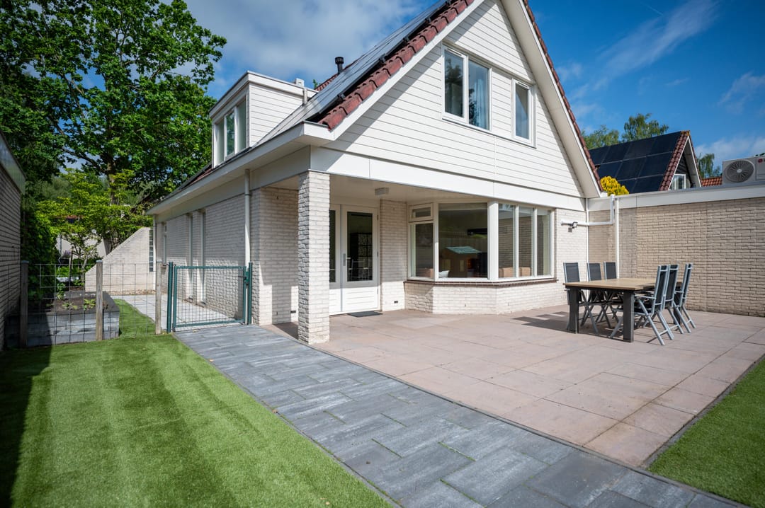 Spacious Detached Family Home with Six Bedrooms and Modern Comforts in Zeewolde South — 47