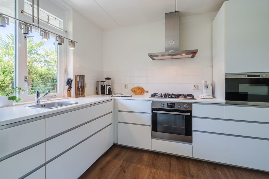 Photo 8 of Van der Marckstraat 66