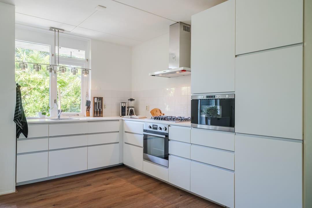 Photo 7 of Van der Marckstraat 66
