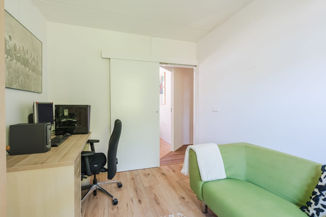 Photo 23 of Van der Marckstraat 66