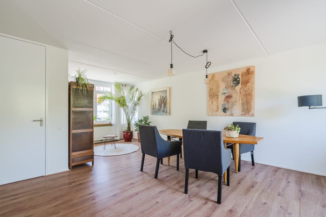 Photo 32 of Van der Marckstraat 66