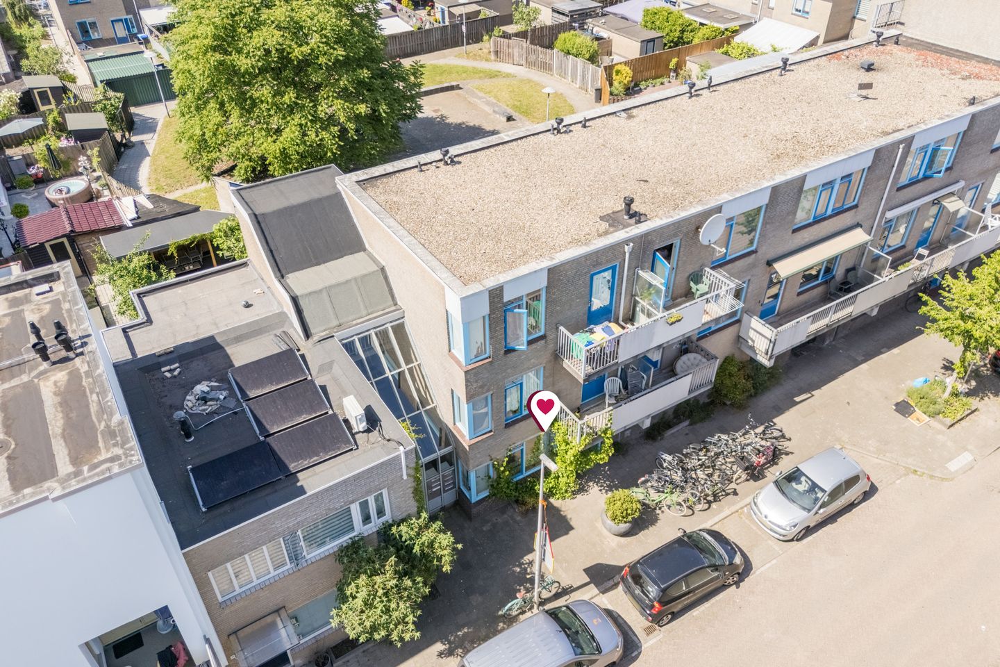 Photo 40 of Van der Marckstraat 66