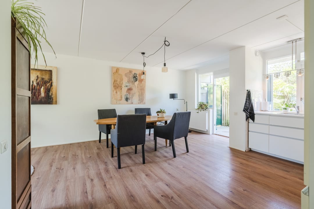 Photo 31 of Van der Marckstraat 66
