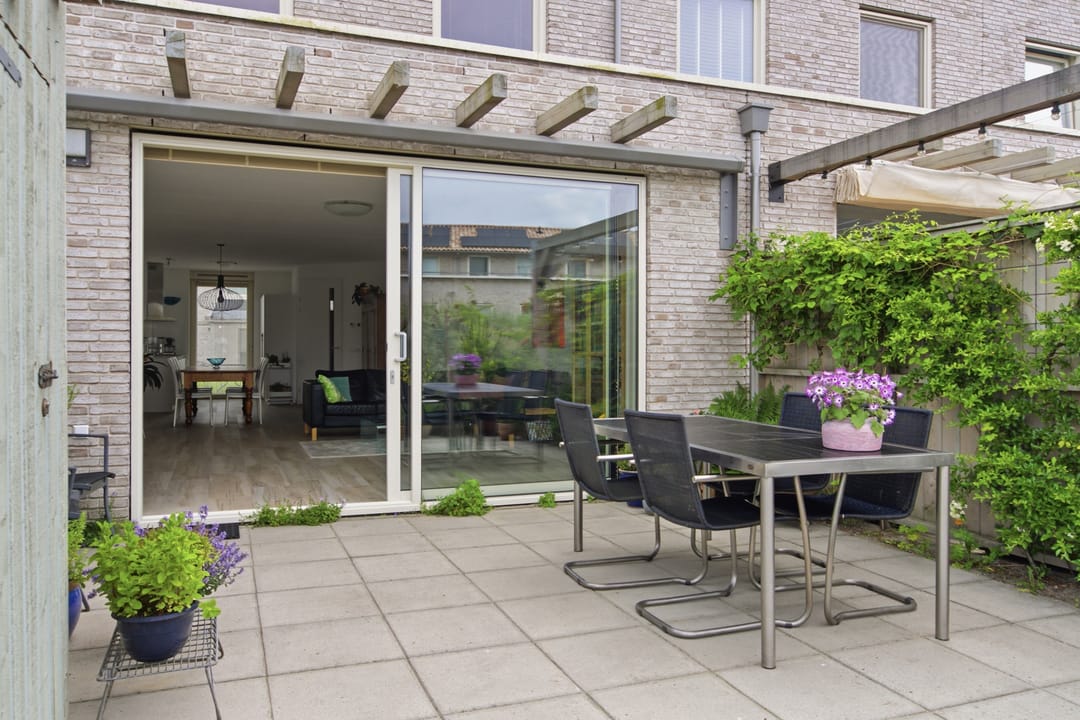 Spacious Family Home in Unique Almere Dune Landscape with Two Terraces — 8