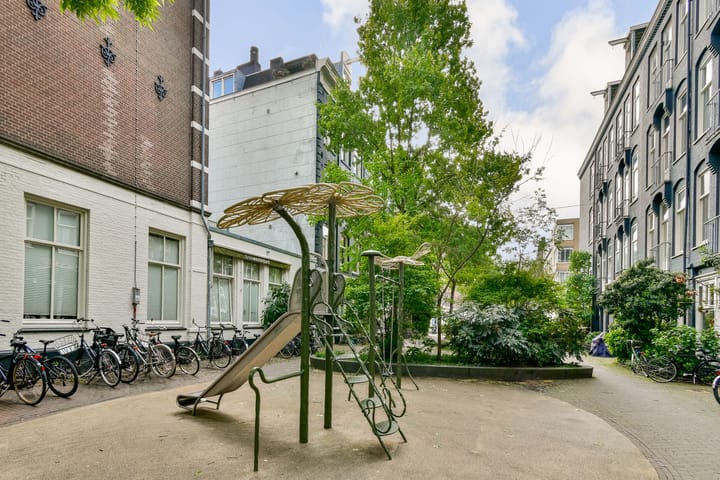 Photo 2 of Eerste Nassaustraat 25-H