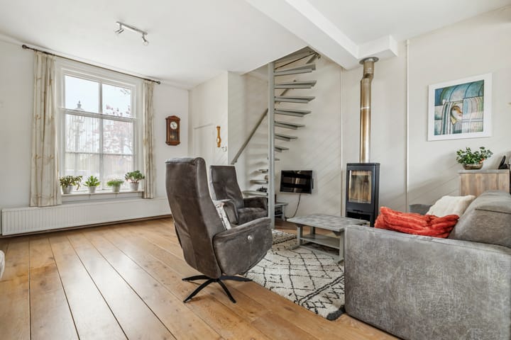 Photo 3 of Dorpsstraat 70