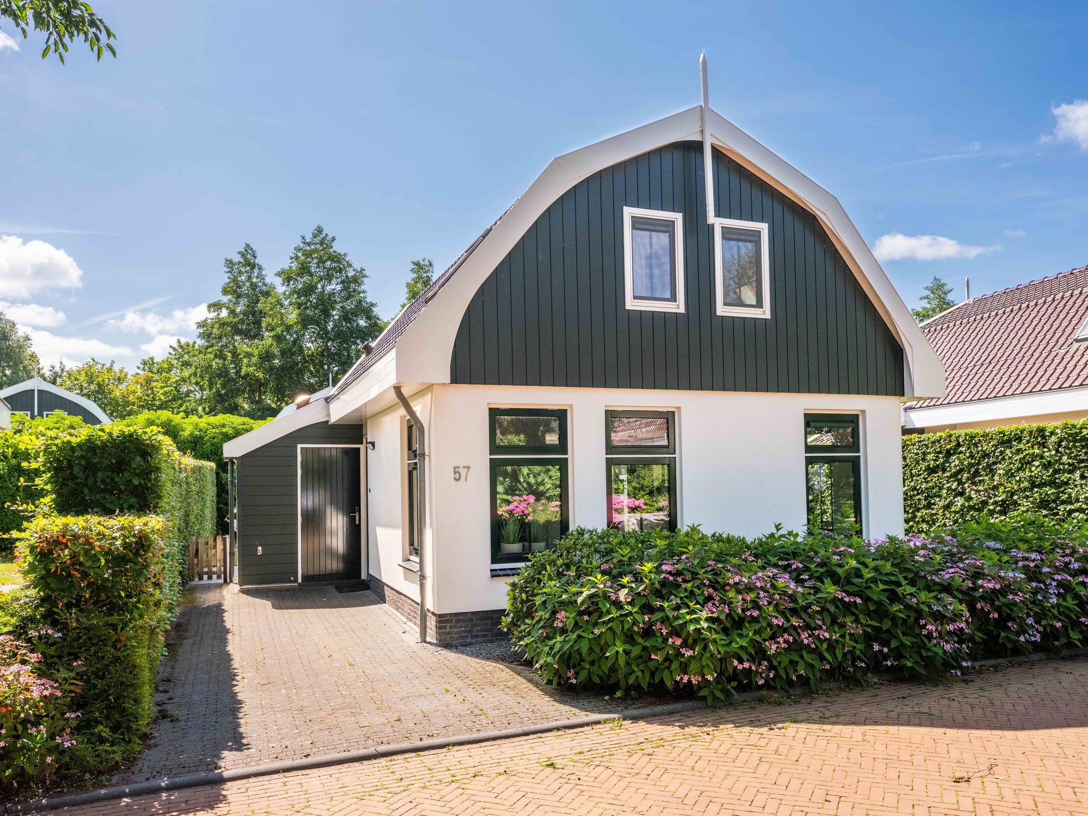 3-bedroom freehold villa in Schoorl — photo 3 of 5